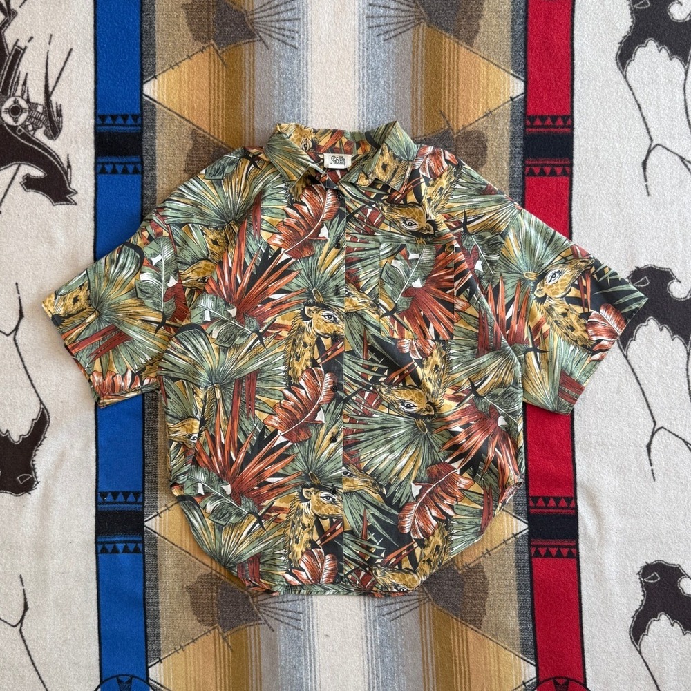 Vintage Soho Mens XL Giraffe Tropical Jungle Print Button Down Shirt USA Made